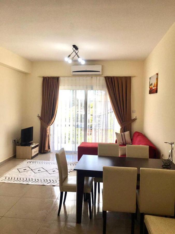 Luxury Two-Bedroom Apartment In Amazing Place Lukomorye C4 Karavas  Exterior photo